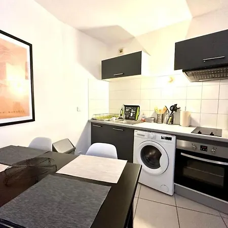 Charming 45m In Carcopino 아파트 *